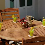 Apartment Karega