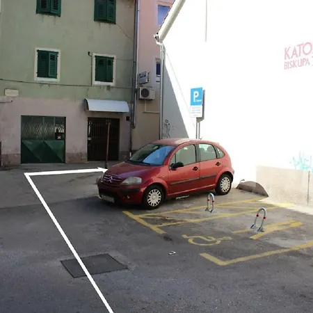 Karega Apartment
