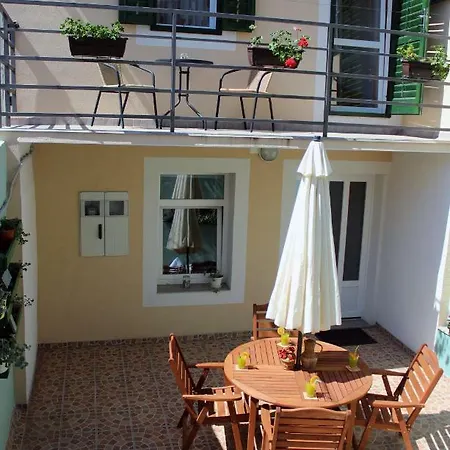 Apartment Karega Sibenik