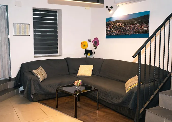 Daire Karega Šibenik