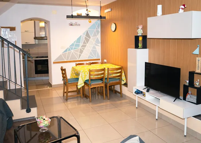 Daire Karega Šibenik